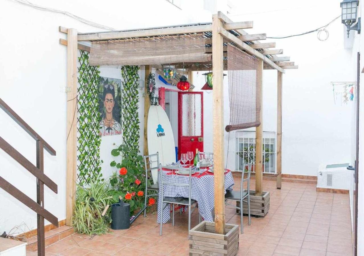 El Mundo De Frida Parking Y Terraza Apartment โกนิล เด ลาฟรอนเตรา ภายนอก รูปภาพ