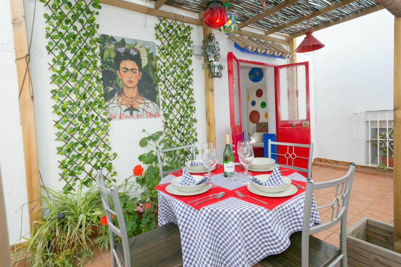El Mundo De Frida Parking Y Terraza Apartment โกนิล เด ลาฟรอนเตรา ภายนอก รูปภาพ